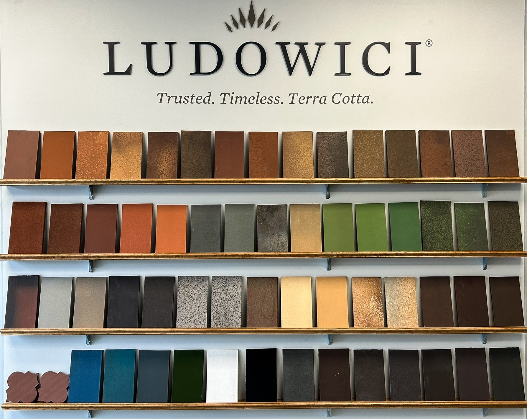The North Country Slate Ludowici Design Center showcases all 58 designer colors on-site, providing limitless inspiration for designers, architects, and building owners. With custom color options and a color-fast solution backed by Ludowici’s 75-Year Warranty, the possibilities are endless. Our factory-trained experts are here to guide you through your design process with custom mock-up displays of authentic Ludowici tiles, tailored to your style.