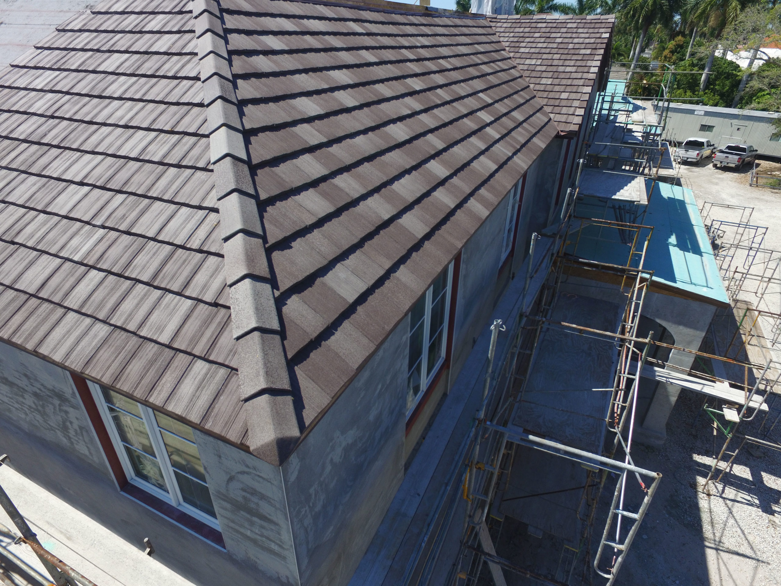Private Residence in Naples, FL with Century Shake in Western Cedar by Ludowici Roof Tile